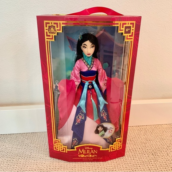 Mulan 25th Anniversary Collectible Display Figure Doll - Picture 2 of 11